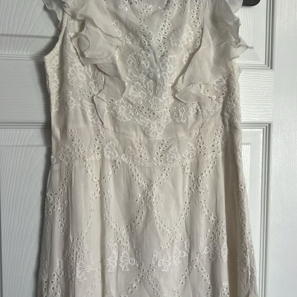 White Lace Dress - NWT - Cute Summer Linen Dress - Size Medium - Picture 3 of 6